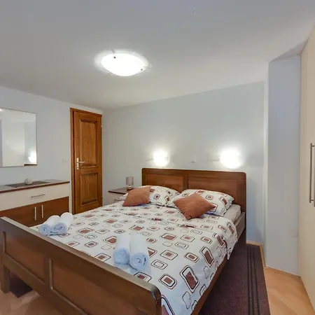 Ema - Happy Holiday home Tar-Vabriga